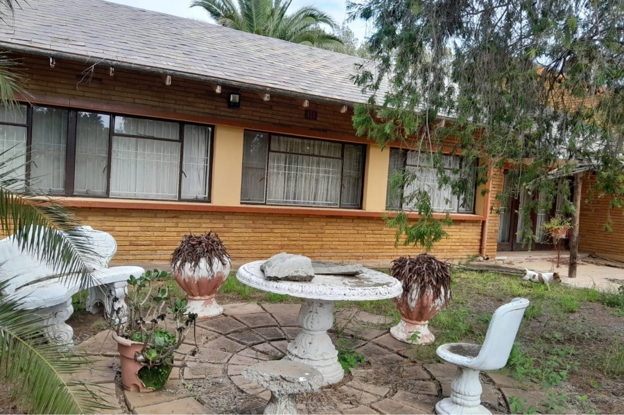 4 Bedroom Property for Sale in Odendaalsrus Free State